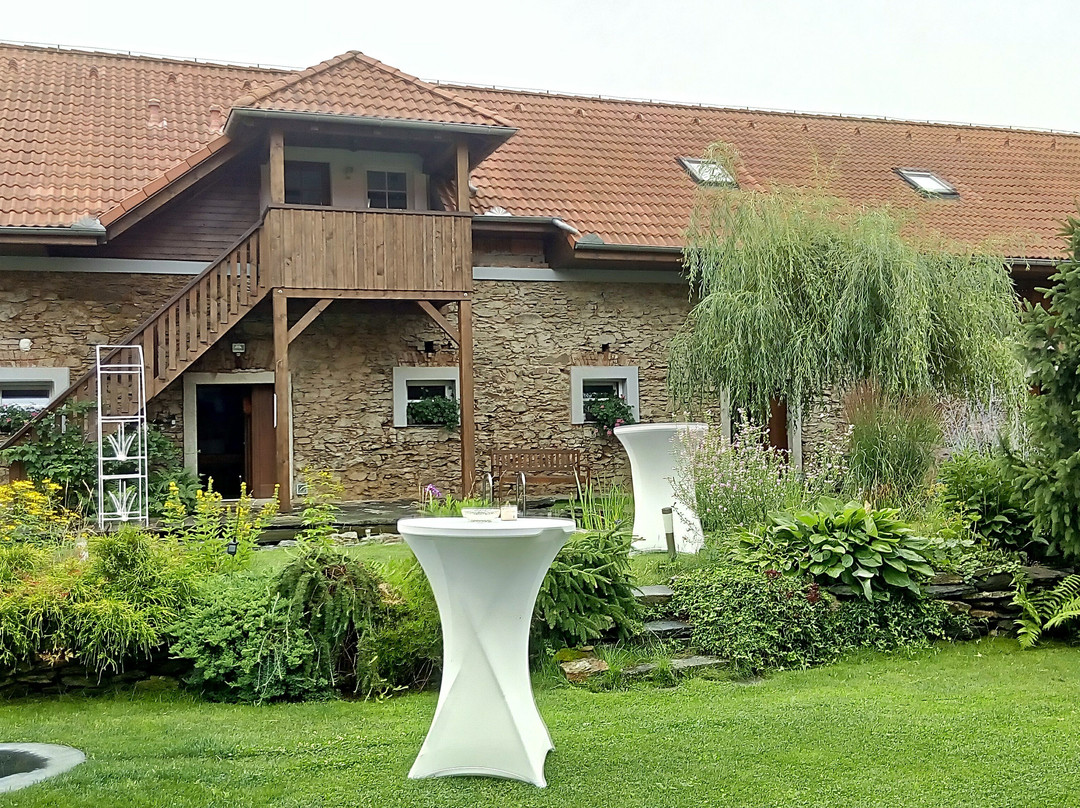 Statek Kloubek - Apartments & Wellness