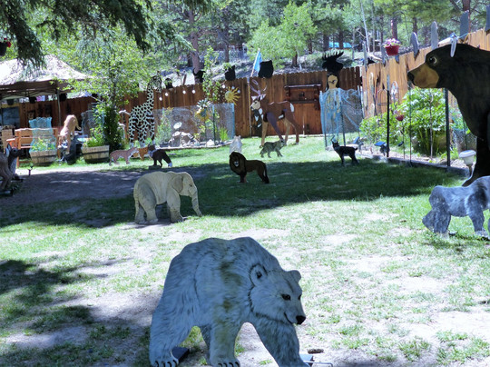 Sweety's Wildlife Preserve Art Zoo-Lake City必去景点