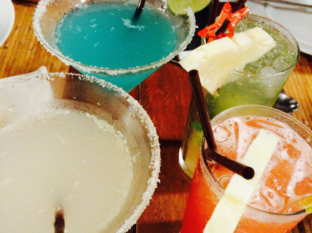 芭东布拉莎丽度假酒店主图