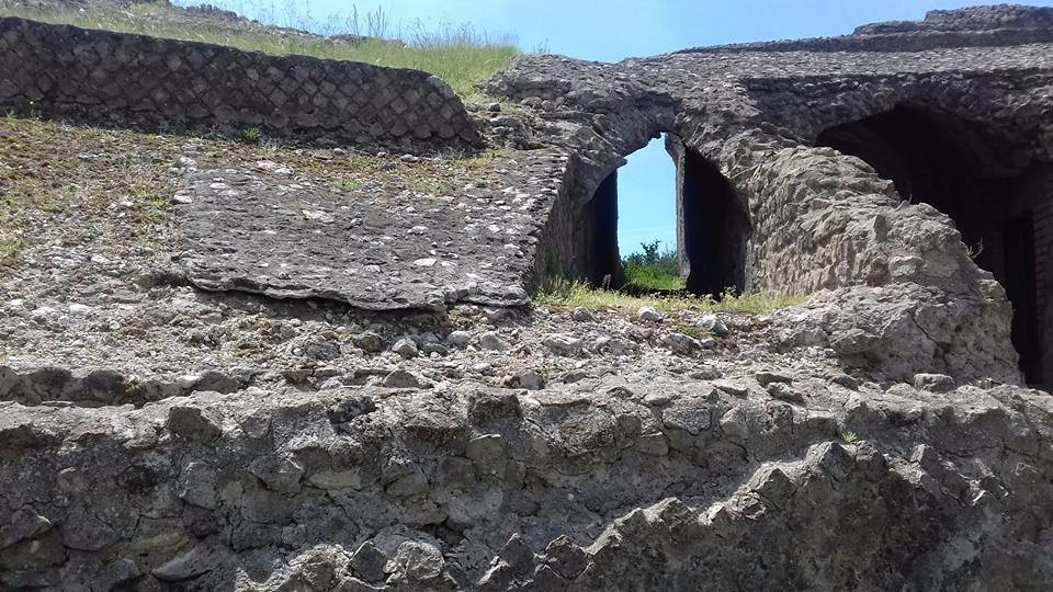 Anfiteatro Romano Di Avella-Avella必去景点