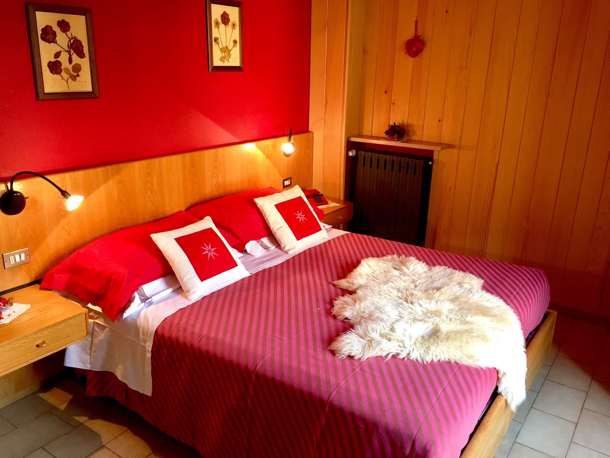 Hotel Carrara-官方