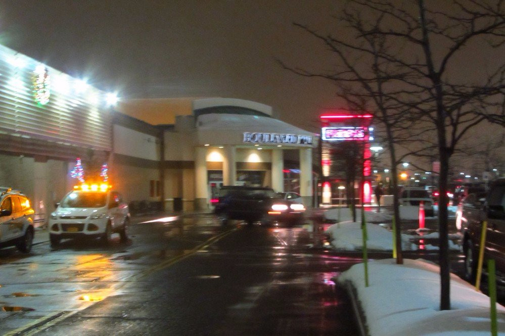 AMC Maple Ridge 8-艾姆赫斯特必去景点