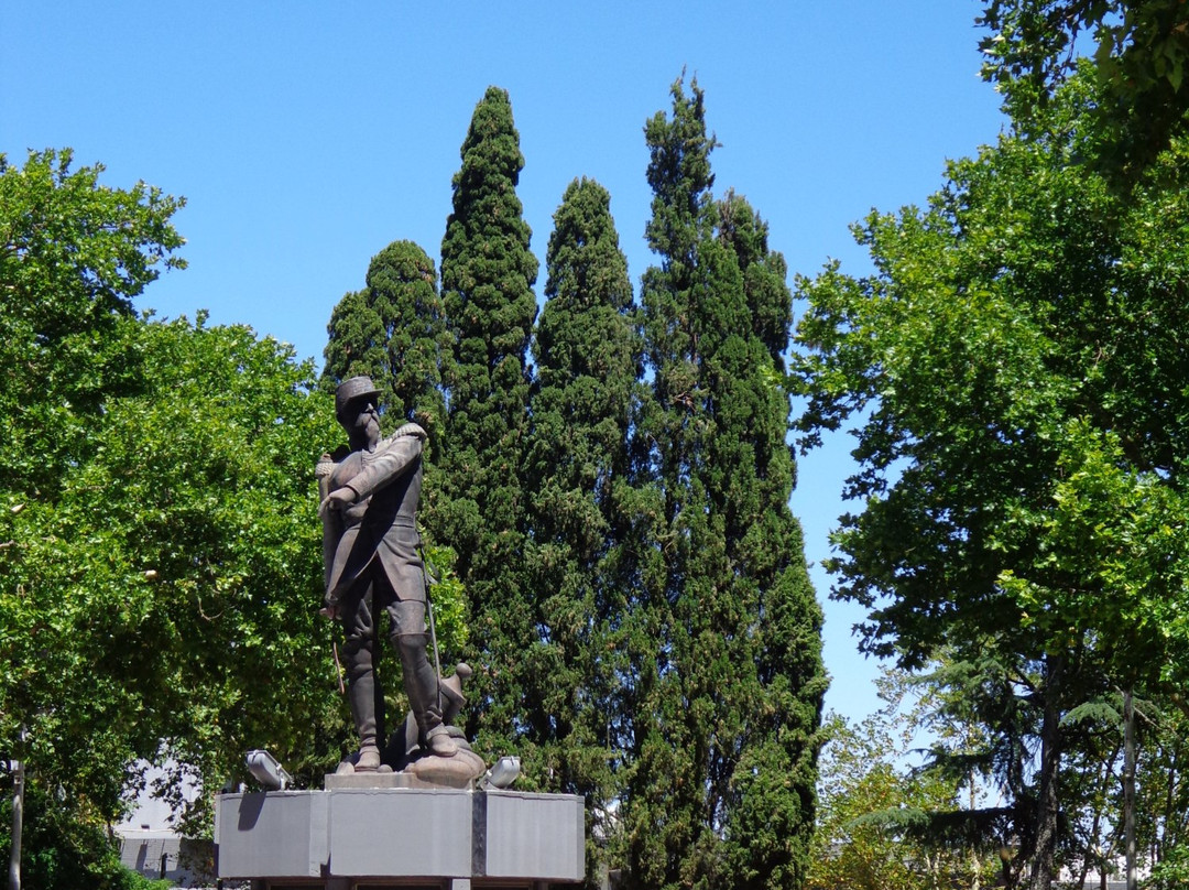 Mausoleo del General Leandro Gomez-Paysandu必去景点