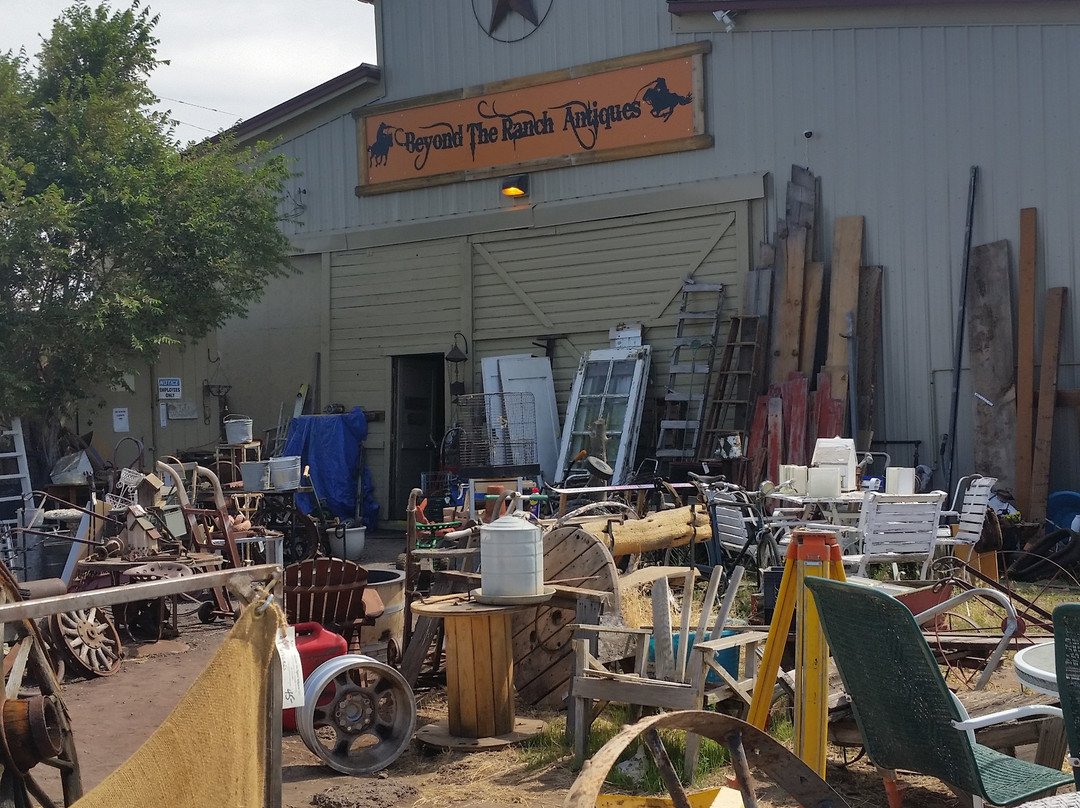 Beyond the Ranch Antiques-雷德蒙德必去景点