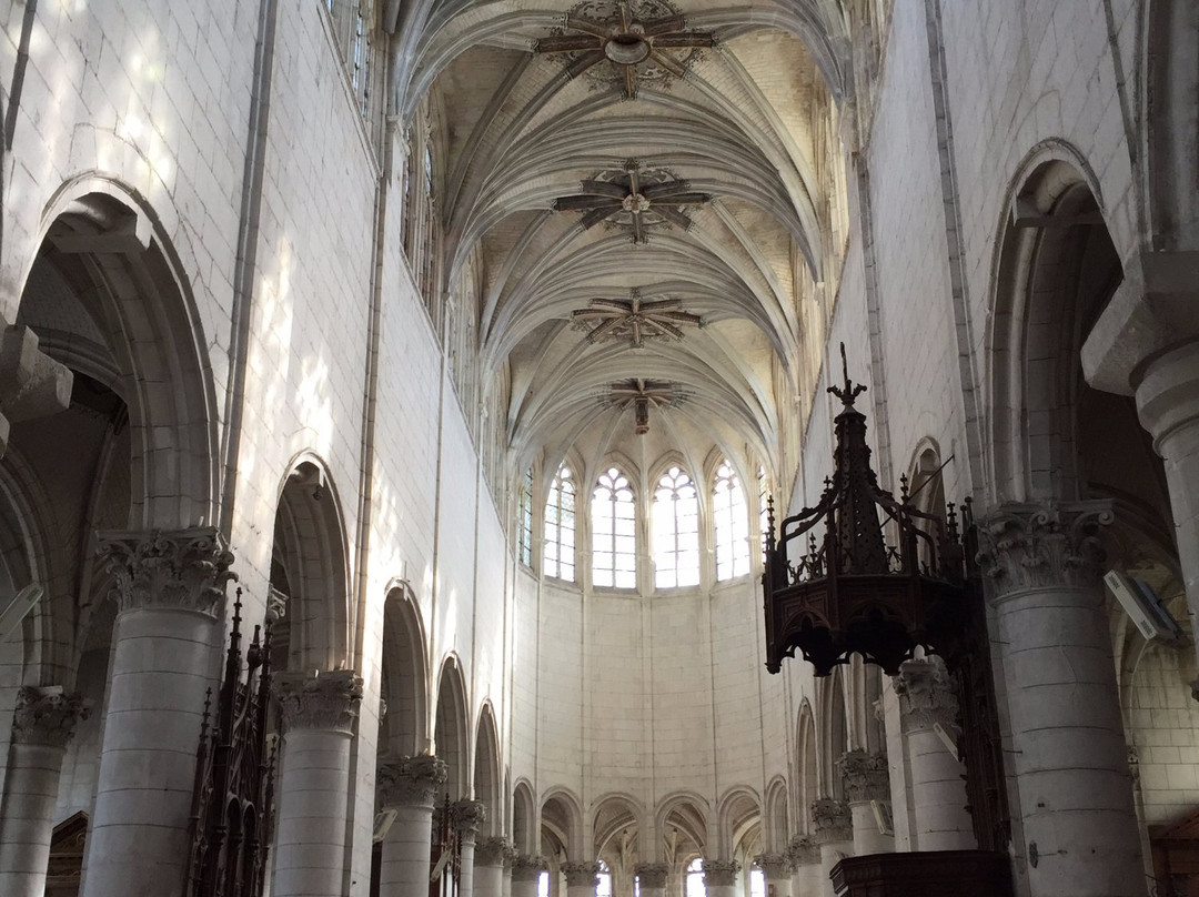 Eglise Saint Pierre景点图片