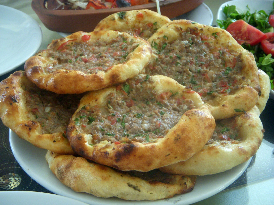 艾登餐馆和美食-Hukul Pide