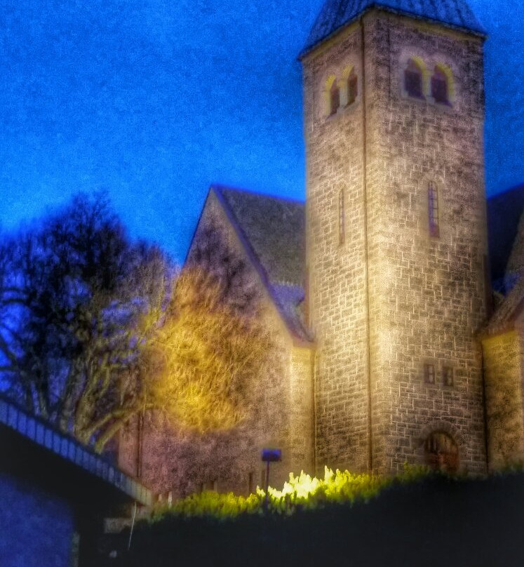 Gressvik Church景点图片