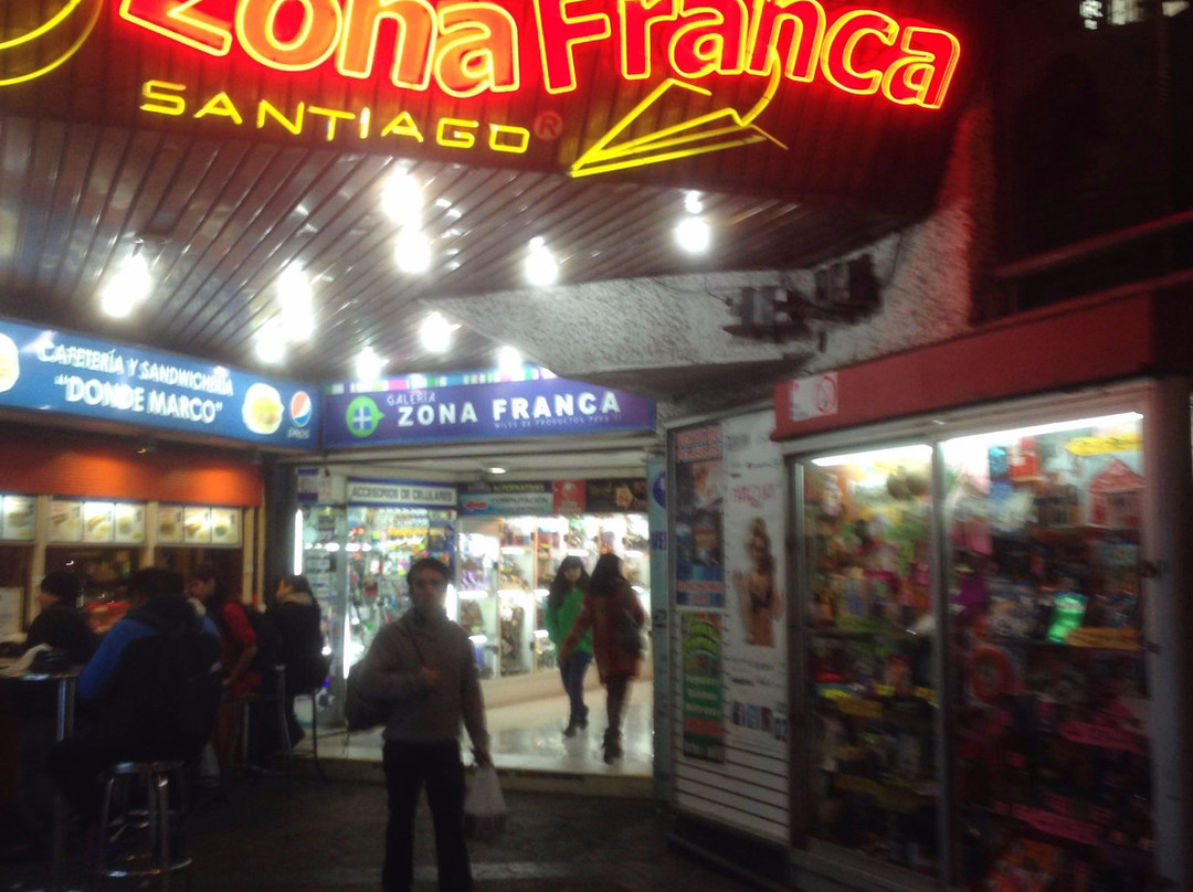Galeria Zona Franca景点图片