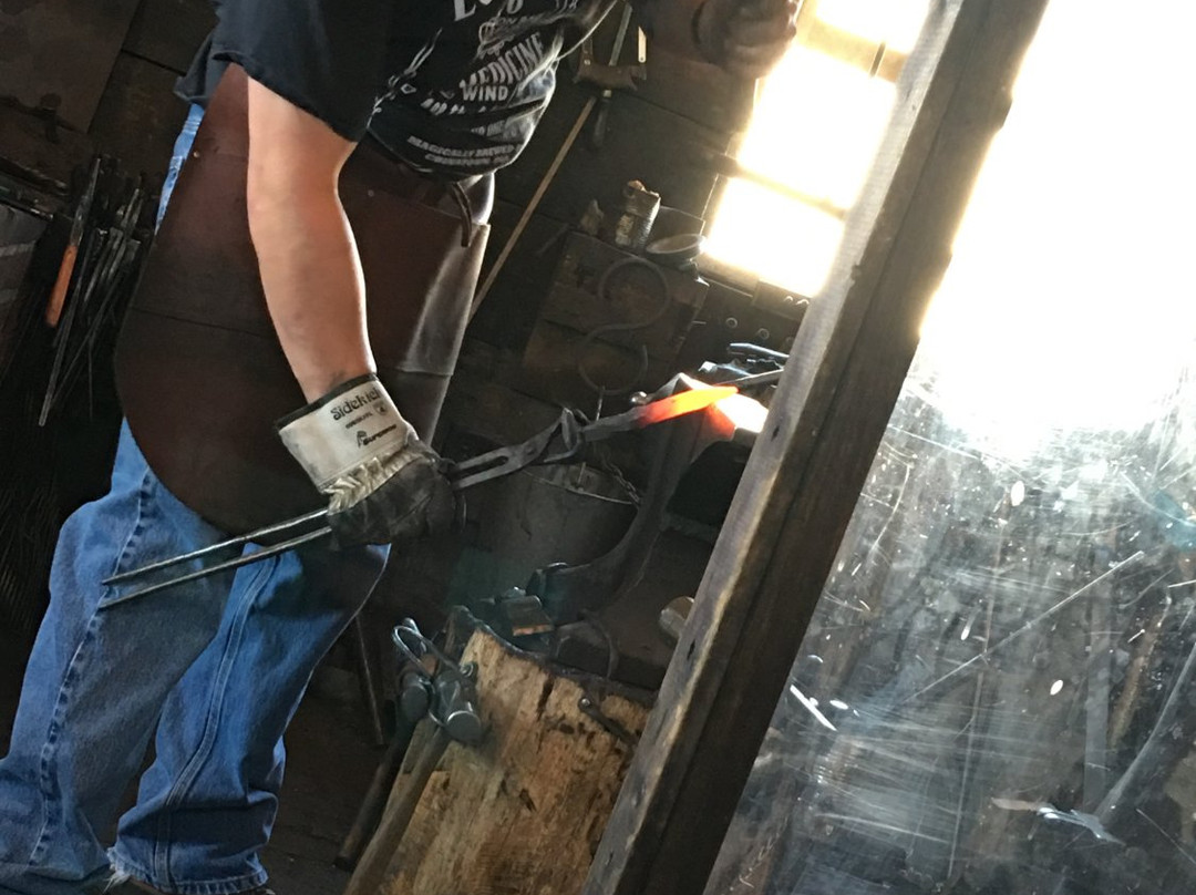 The Old Blacksmith Shop-加利纳必去景点