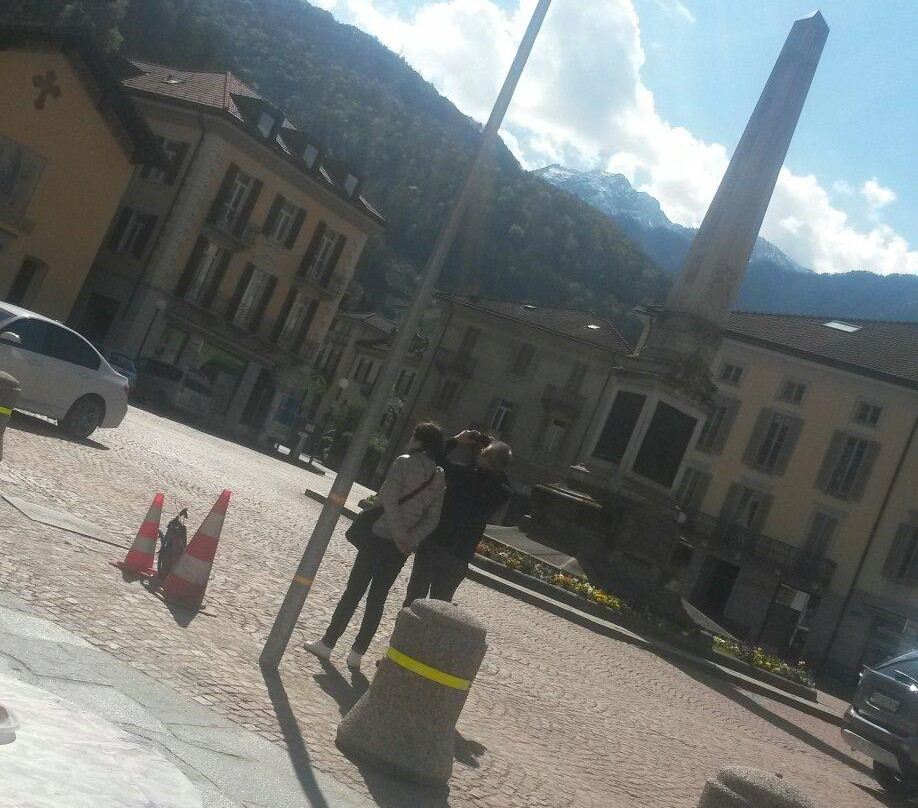 Piazza Indipendenza-贝林佐纳必去景点