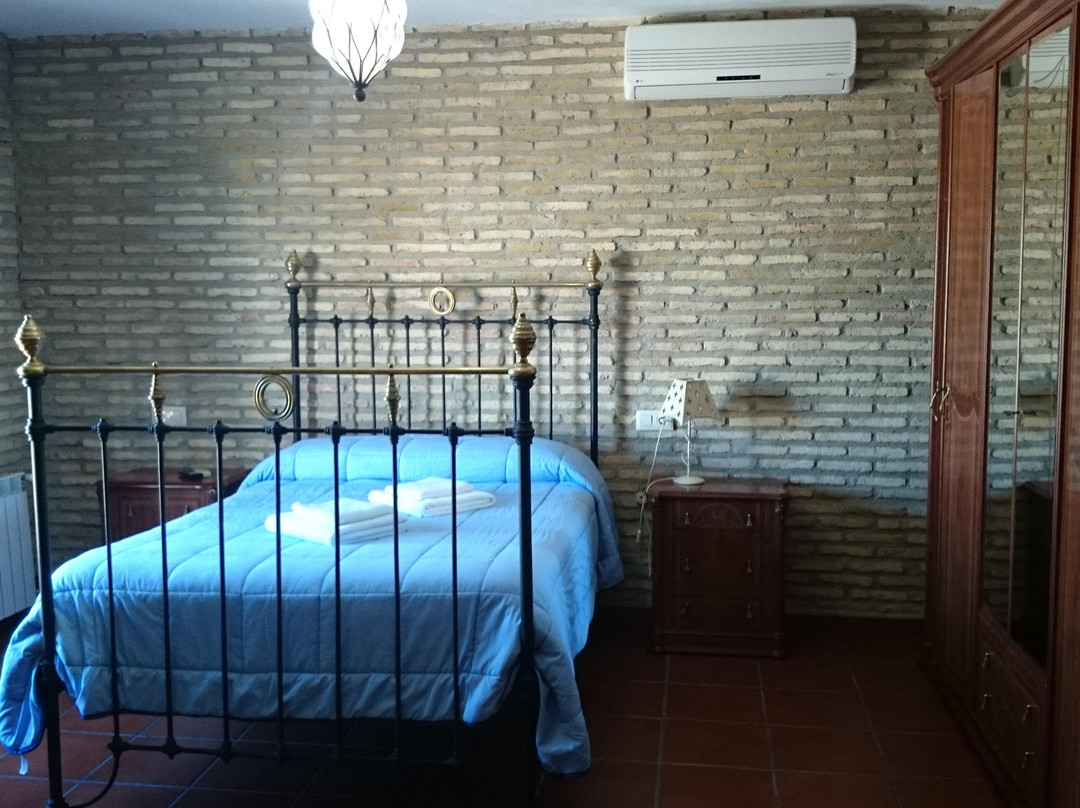 Hostal La Encina主图