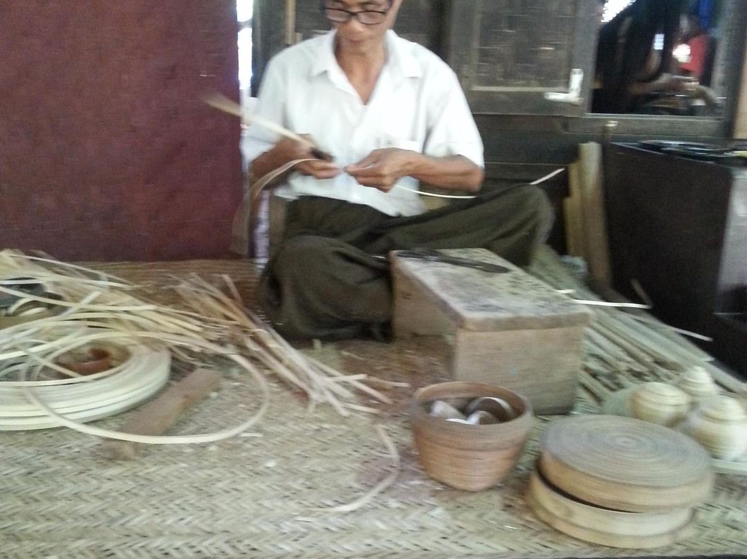 Shwe La Yaung Lacquerware Shop-Myin Ka Bar必去景点