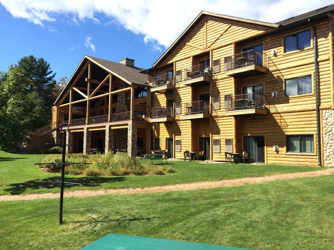 Waubee Lake Lodge