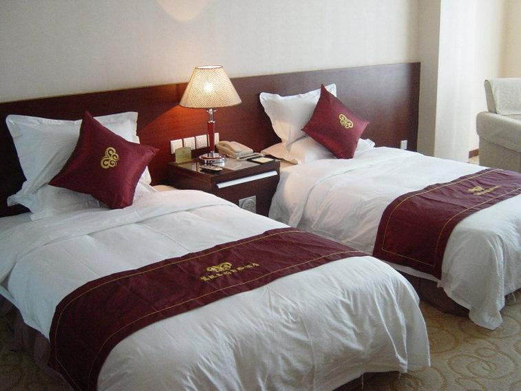 万国名园商务酒店（榆林火车站榆星广场店）主图