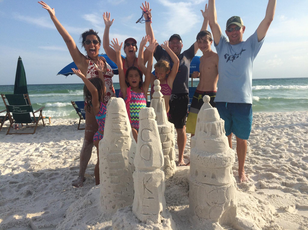 SandCastle Lessons-德斯廷必去景点