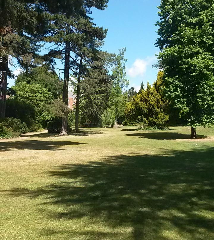 Hillfield Gardens景点图片