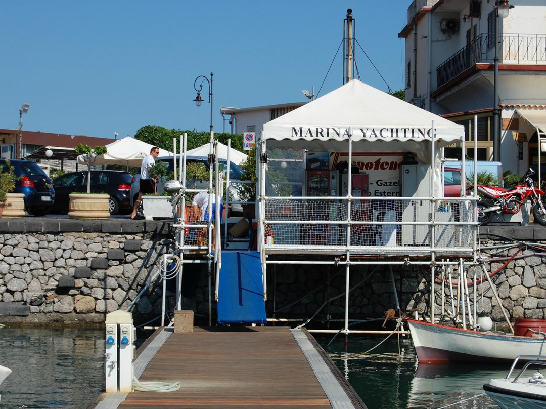 Marina Yachting G.S.G. S.R.L.-Giardini Naxos必去景点