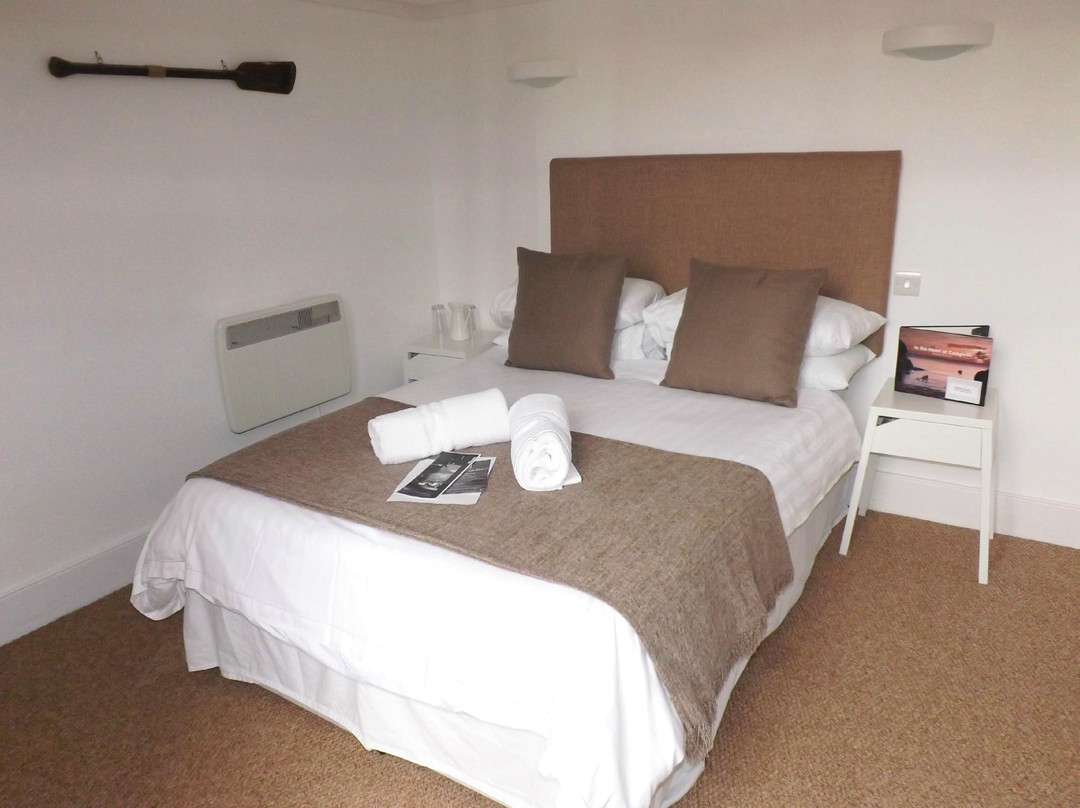 Cadgwith酒店住宿-Cadgwith Cove Inn