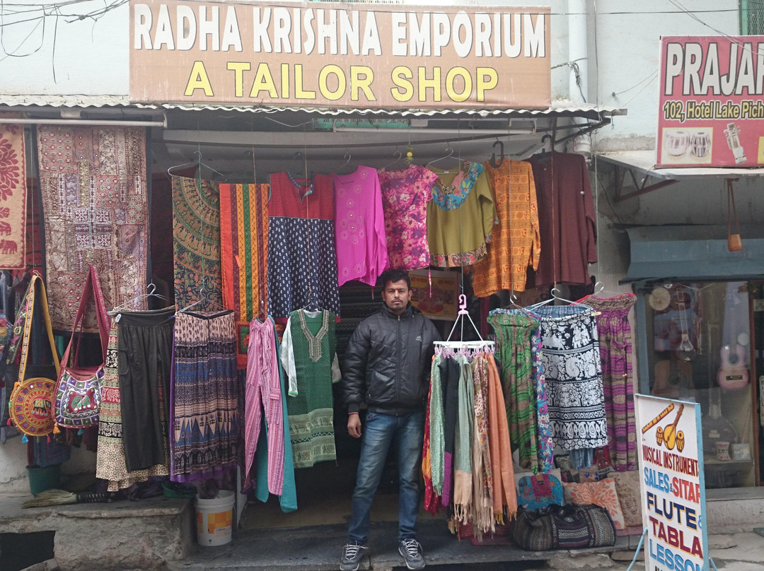 Radha krishna emporium-乌代布尔必去景点