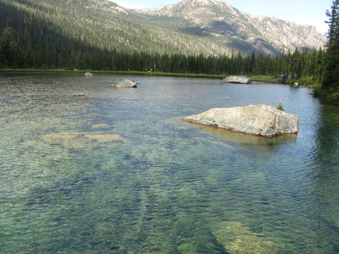 Cutthroat Lake景点图片