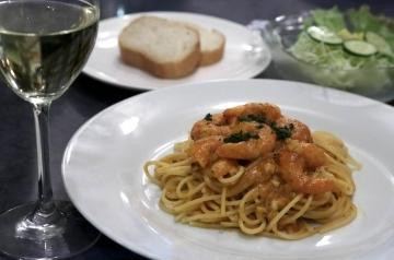 ワイン&小皿料理 バール鶴