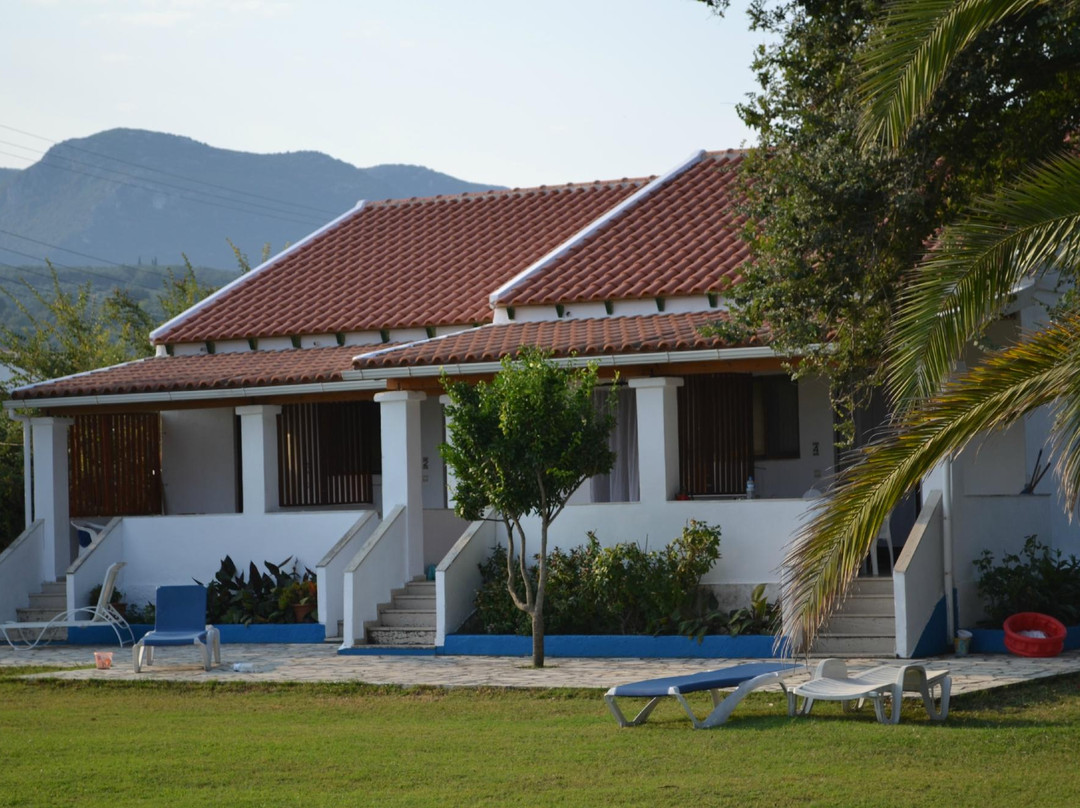 Eveline Apartments