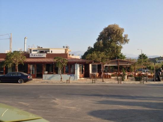 Parigoria餐馆和美食-Taverna Nicolas