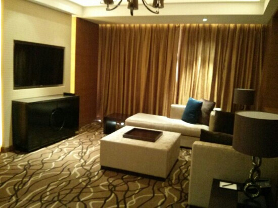 石家庄希尔顿酒店主图