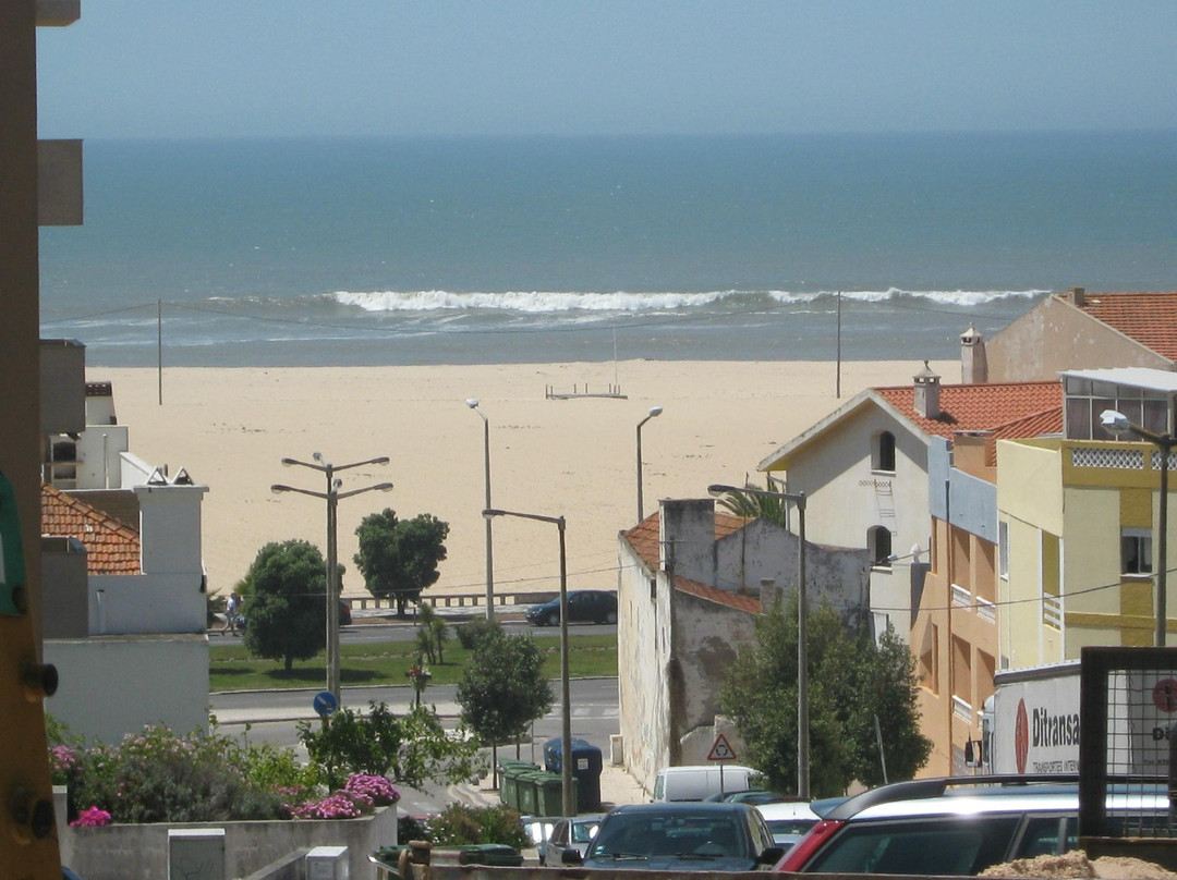 Praia da Figueira (Figueira Beach)景点图片