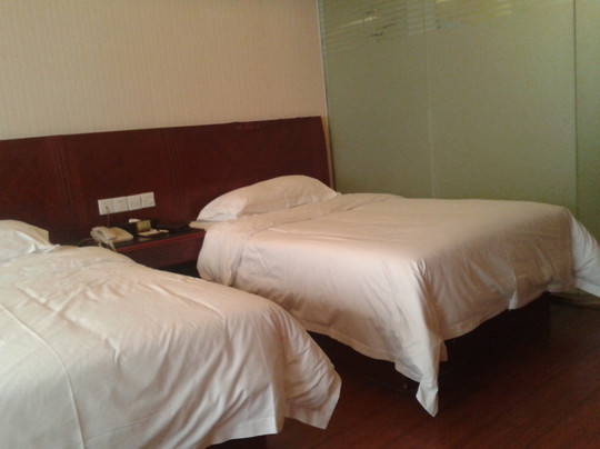 北京维也纳酒店花园店主图