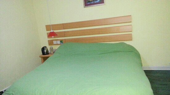 保定如家火车站店主图