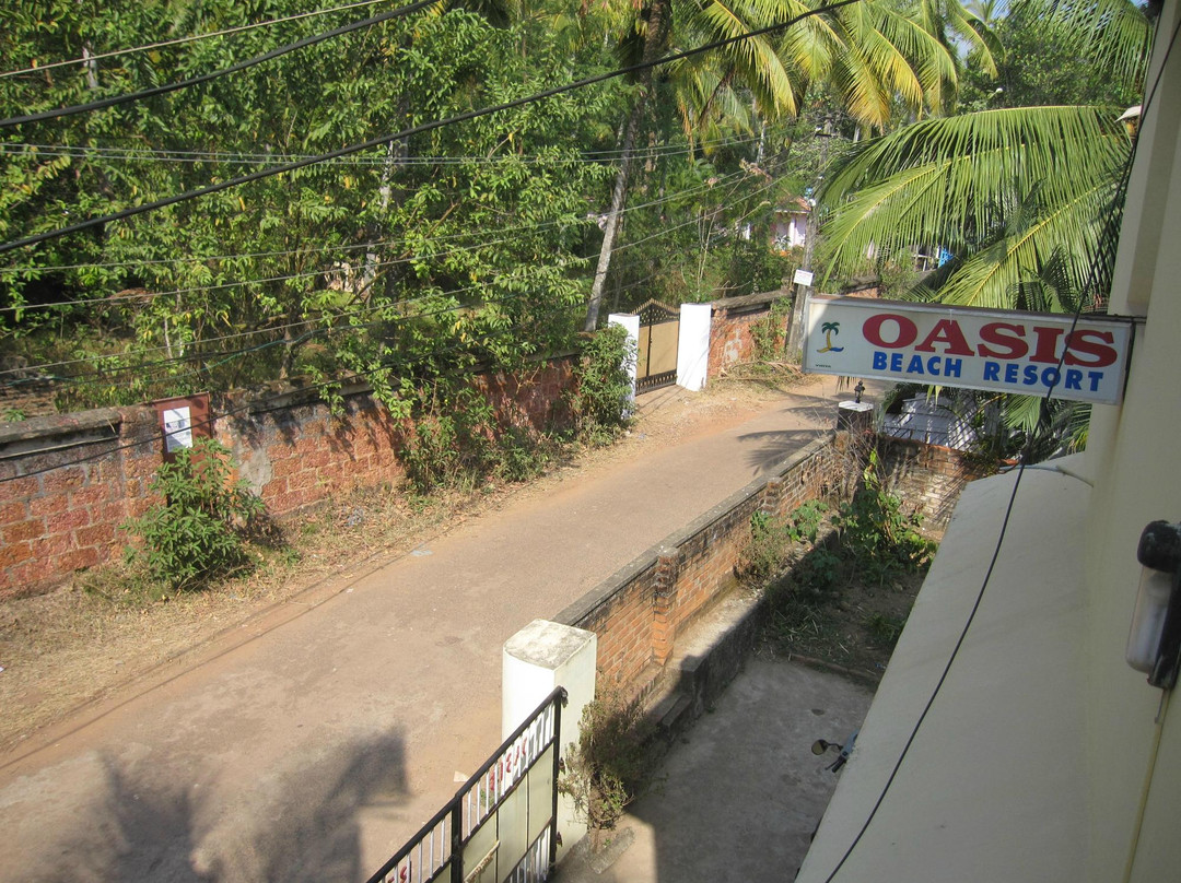 Oasis Beach Resort主图