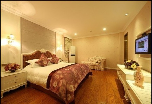 忆江南假日酒店主图