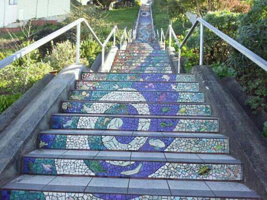 马赛克艺术阶梯-旧金山必去景点