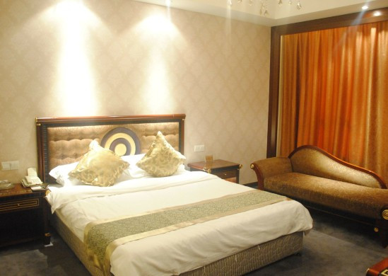 圣厚源酒店主图