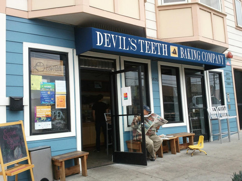 Devil's Teeth Baking Company主图