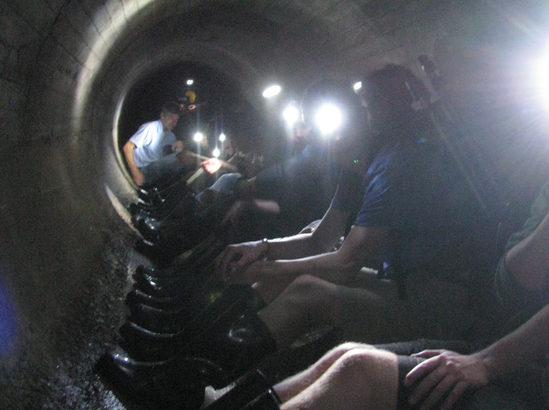 Figure of 8-Below the Surface Tunnel Tours-开普敦中心区必去景点