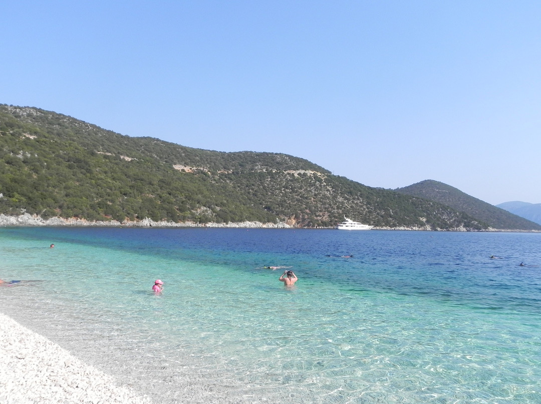 Antisamos Beach-萨米必去景点