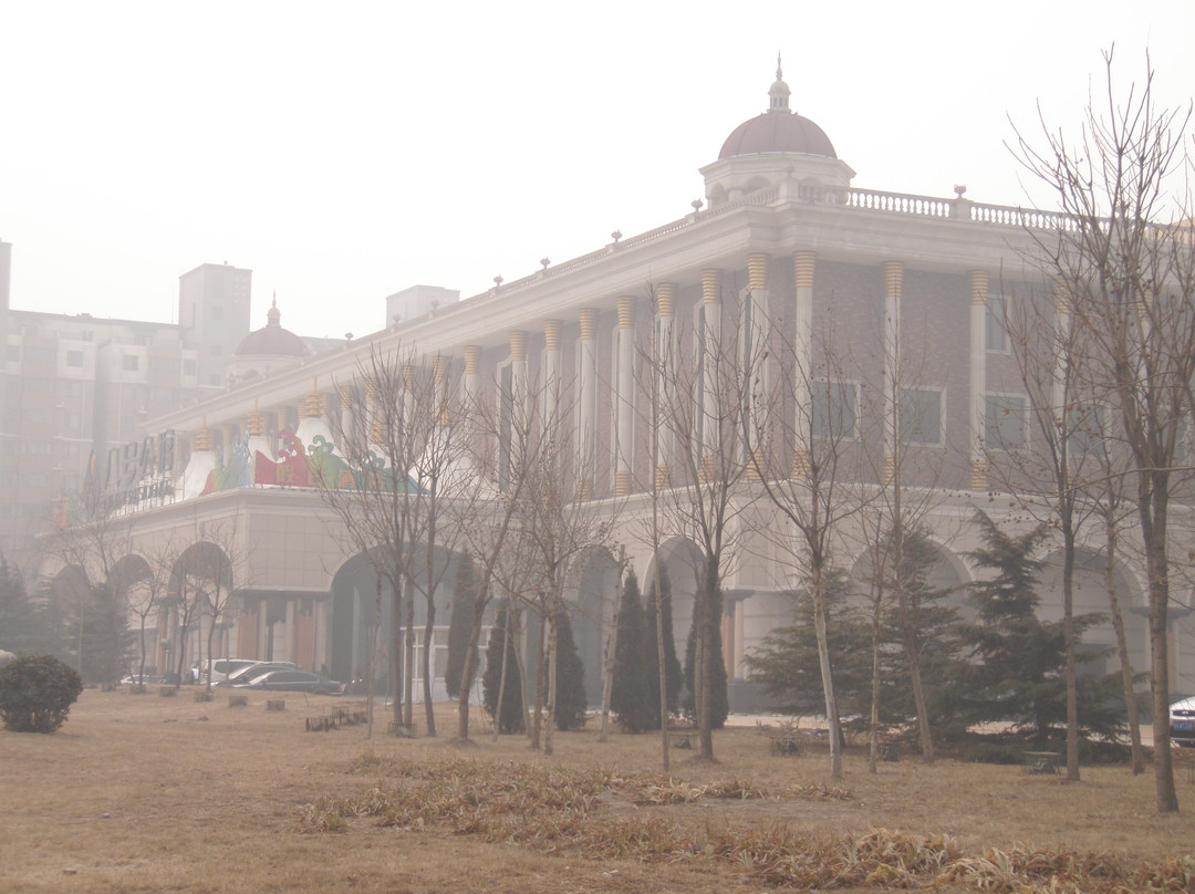 八号公馆假日酒店主图