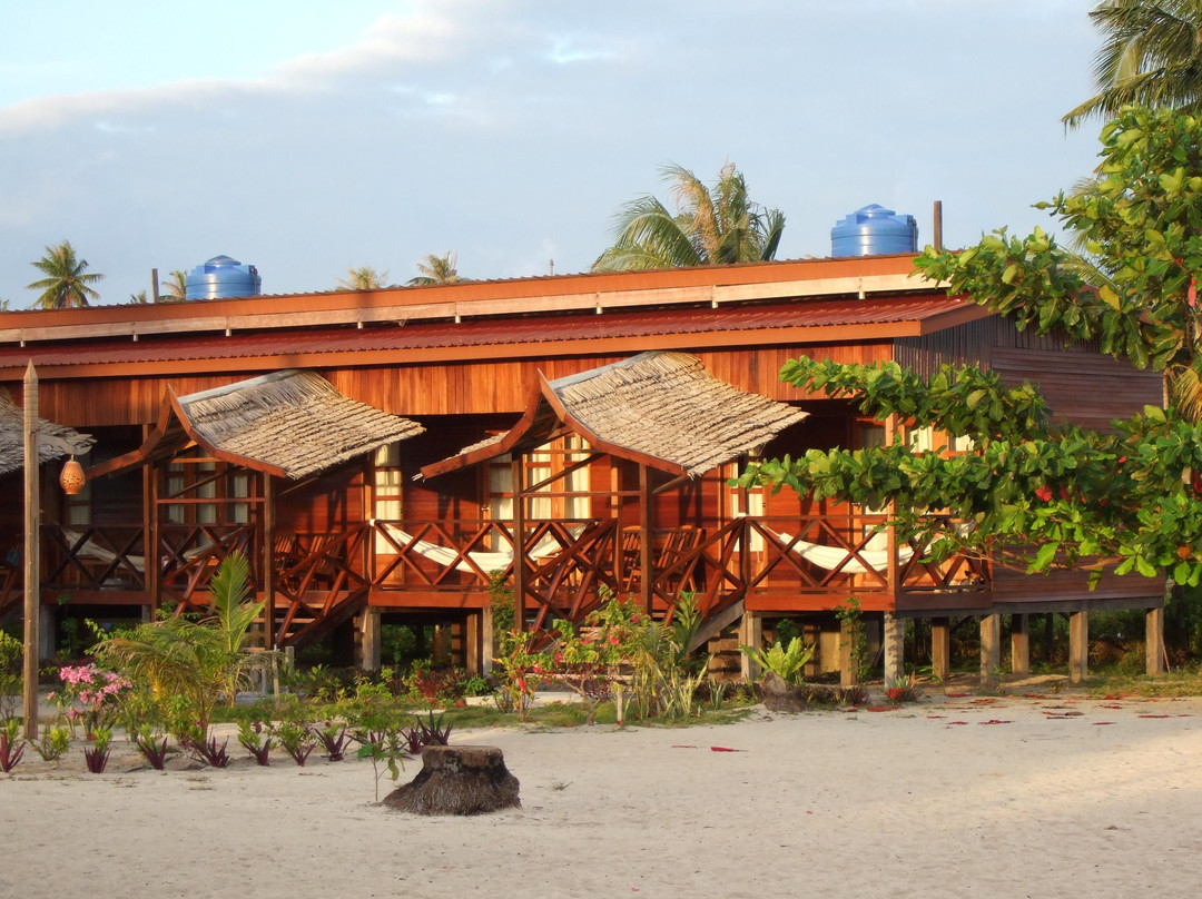 Scuba Junkie Hotel & Diving