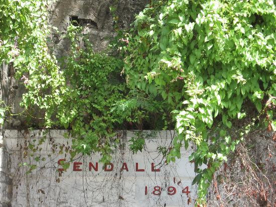 Sendall Tunnel景点图片