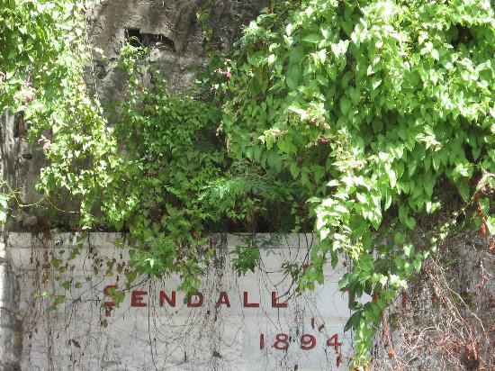 Sendall Tunnel-St. George's必去景点
