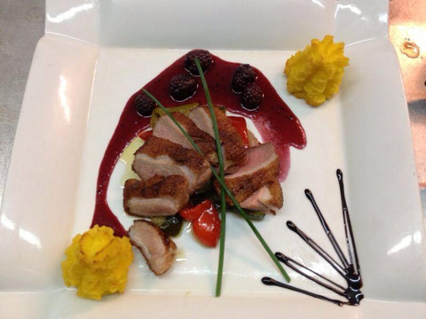 克萨达餐馆和美食-Stan & Ollie's El Raso