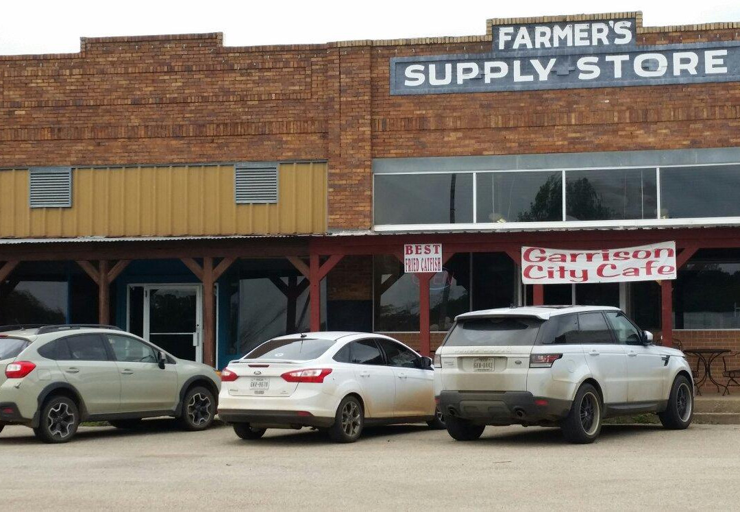 Cushing餐馆和美食-Happy Junction General Store & Cafe