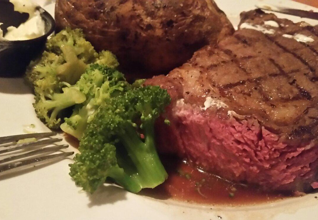 Bobby's Restaurant & Lounge