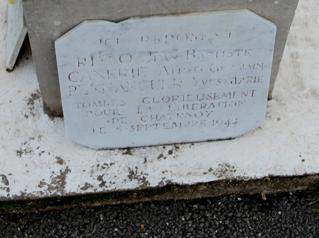 Le Monument aux morts景点图片