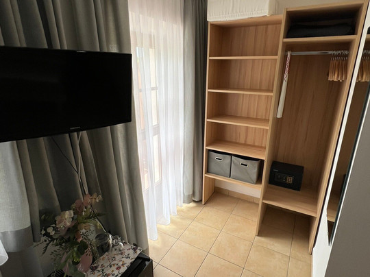 巴恩格瑞格兰德基督爱你主图