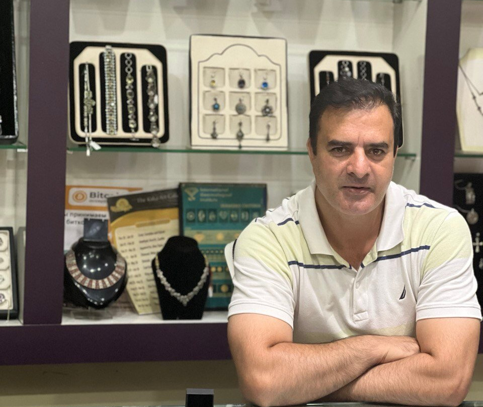 Asian Gems and Jewellery-拉非尼亚山必去景点