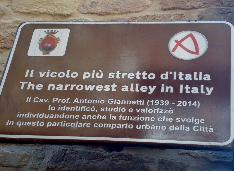 The Narrowest Alley in Italy-里帕特兰索内必去景点