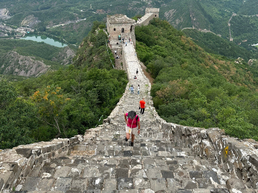 Joe's Untouched Great Wall Hike景点图片